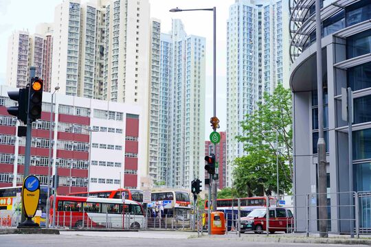 The pavement of Hing Tin Street (near Tak Tin Plaza), Lam Tin (1)