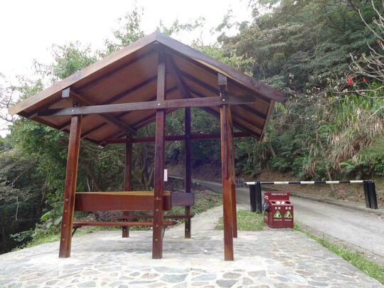 九龍飛鵝山道 飛鵝山配水庫閘口