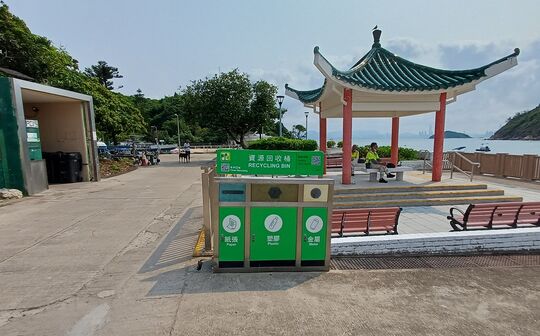 坪洲东湾烧烤区侧垃圾站，坪洲东湾烧烤区侧