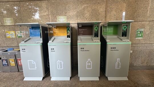 海逸豪园第十一座后有盖通道
